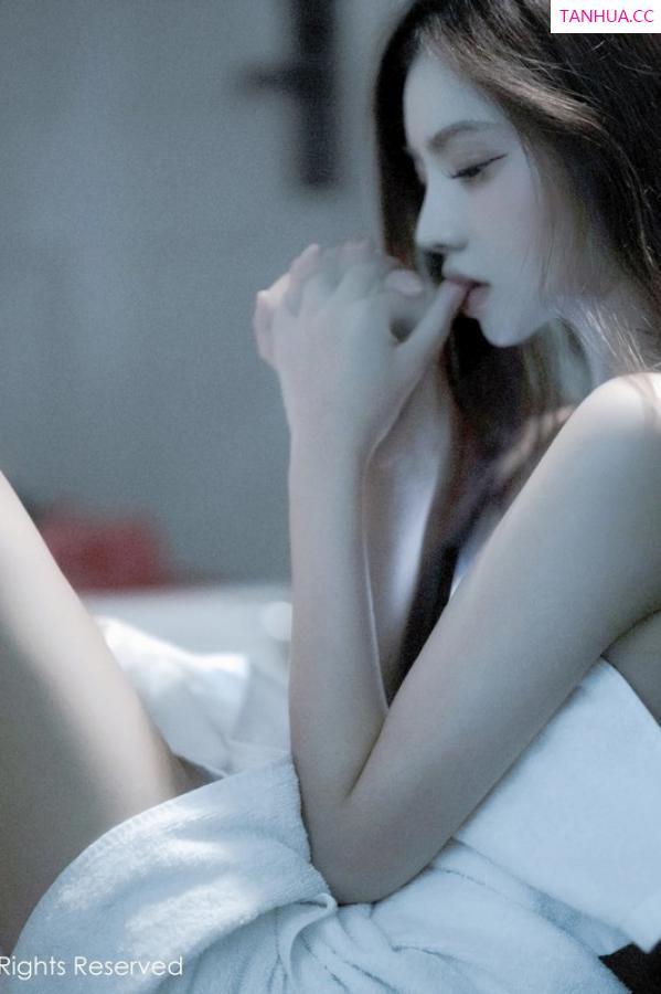   [XiuRen]高清写真图 2023.03.20 No.6437 加朵babe 美腿丝袜第78张图片